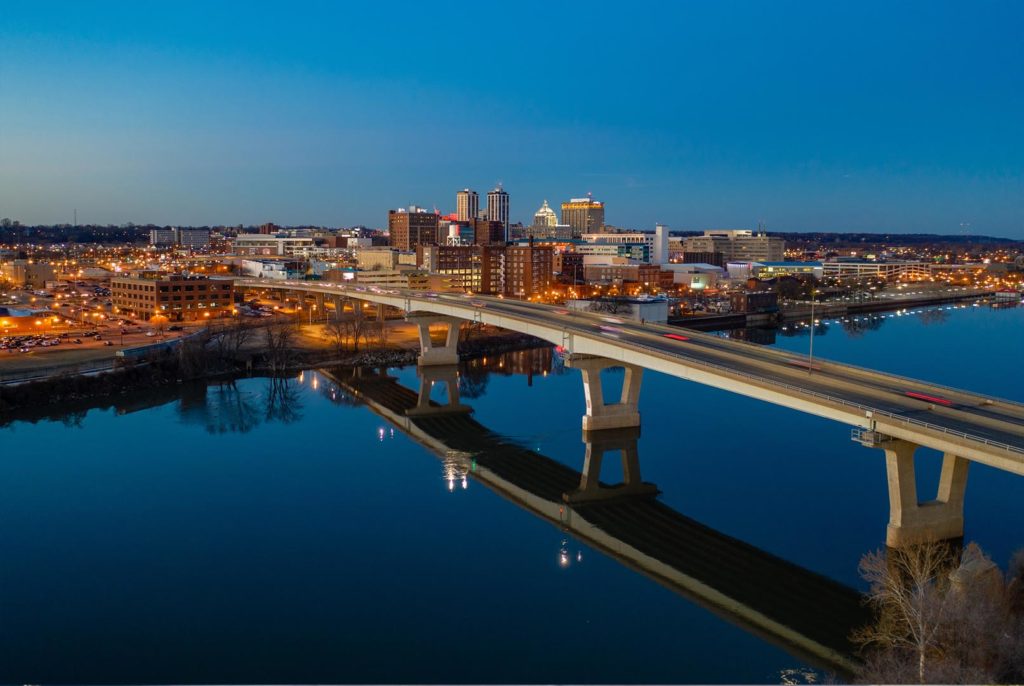 skyline view of Peoria Illinois